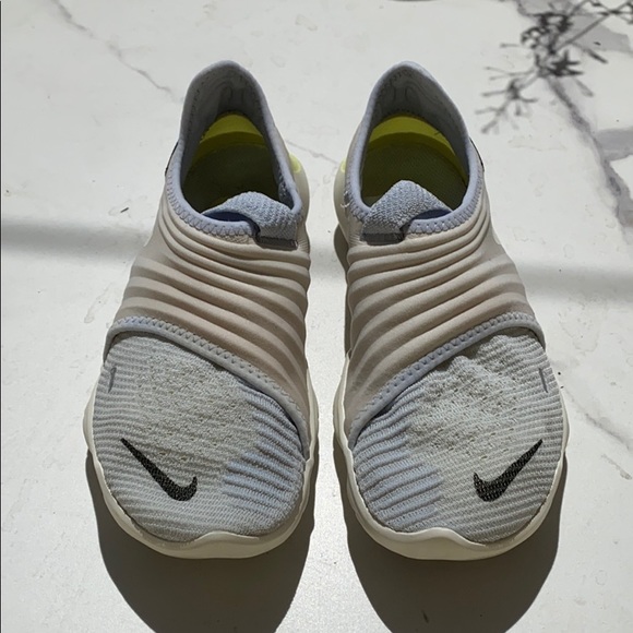 Nike Shoes - Nike free 3.0 fly knit sneakers